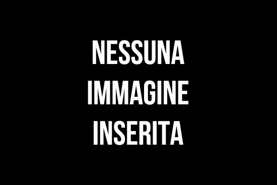 {{val.immagini[0].prodottimg_alt_title}}